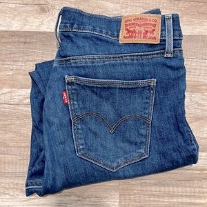 🇺🇸Levi’s slimming skinny ripped raw hem jeans 30